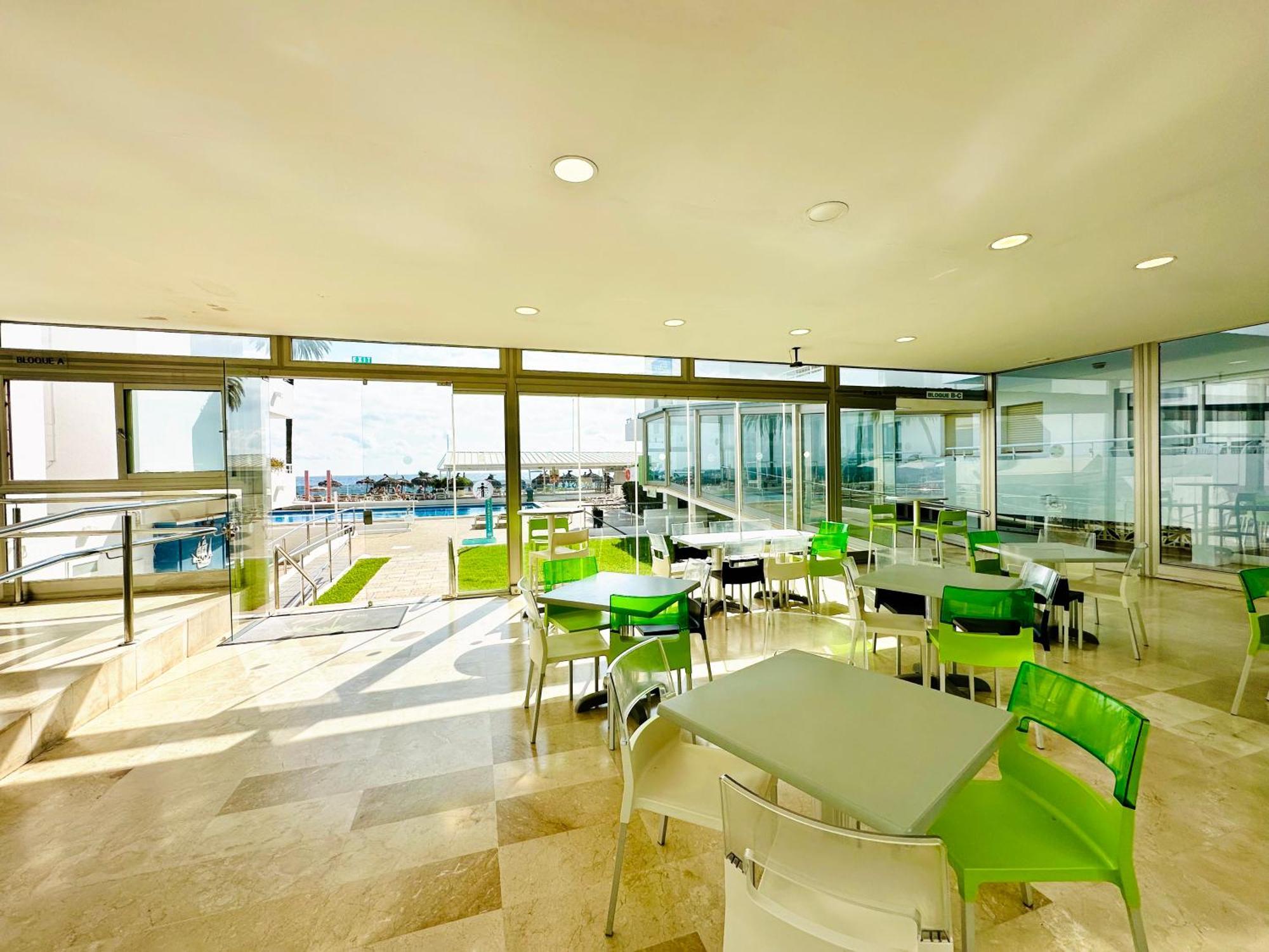 Apartamentos Jet - Adults Only Playa d'en Bossa Exteriör bild
