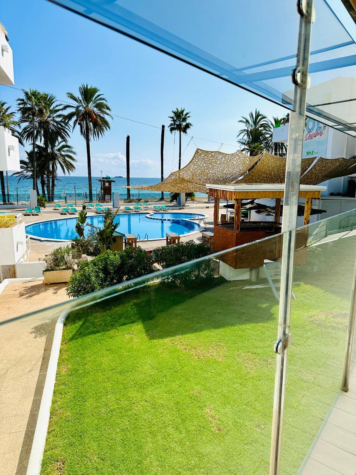 Apartamentos Jet - Adults Only Playa d'en Bossa Exteriör bild