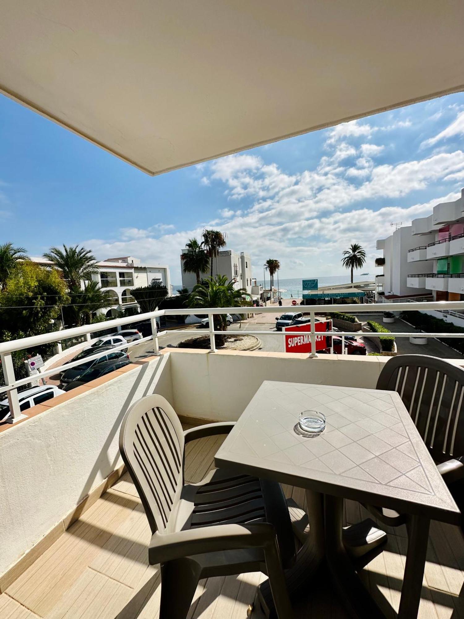 Apartamentos Jet - Adults Only Playa d'en Bossa Exteriör bild