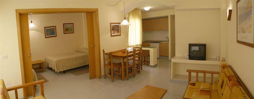 Apartamentos Jet - Adults Only Playa d'en Bossa Exteriör bild